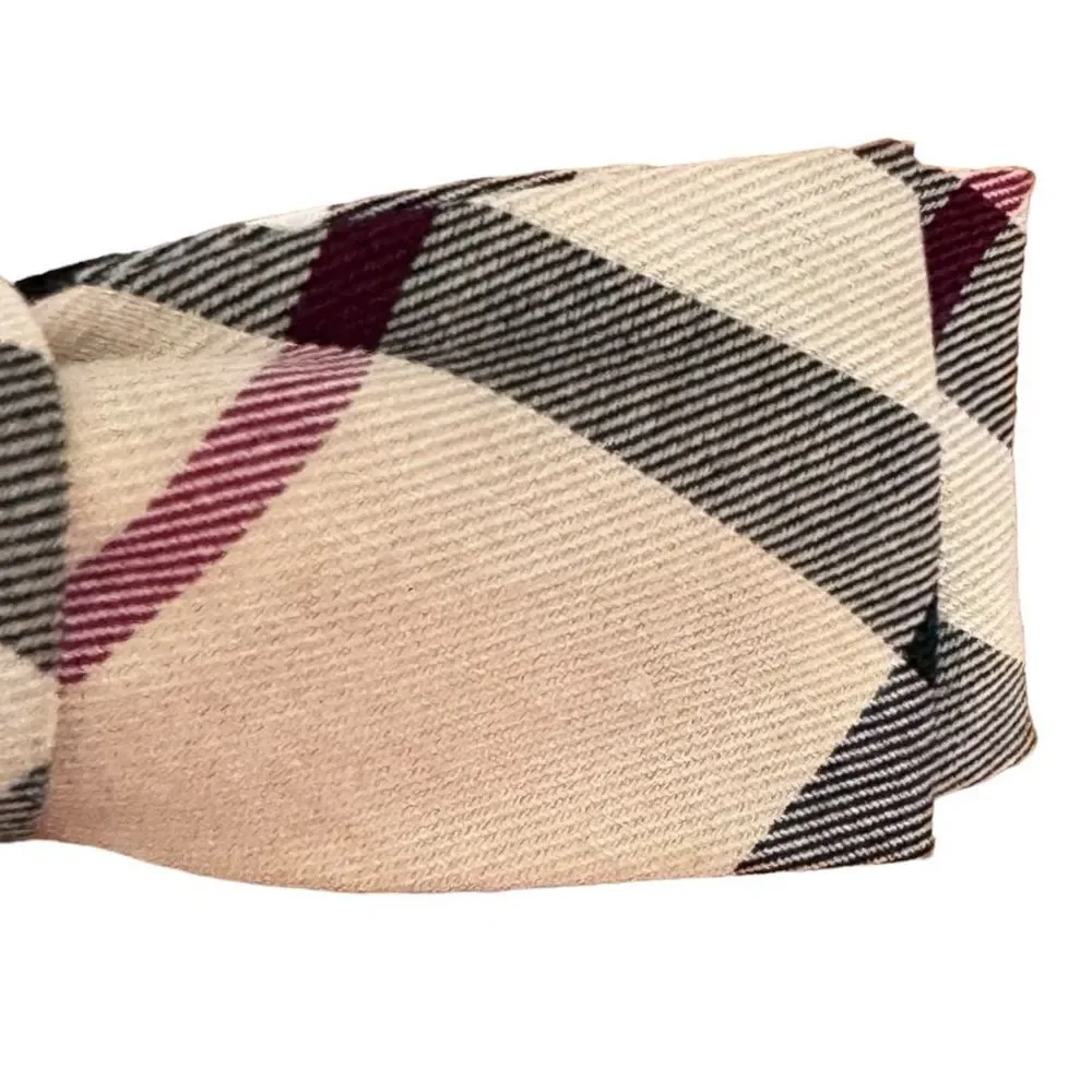 Burberry Classic Preppy Plaid Pattern Luxury Hair Bow Hair Clip Accessory.